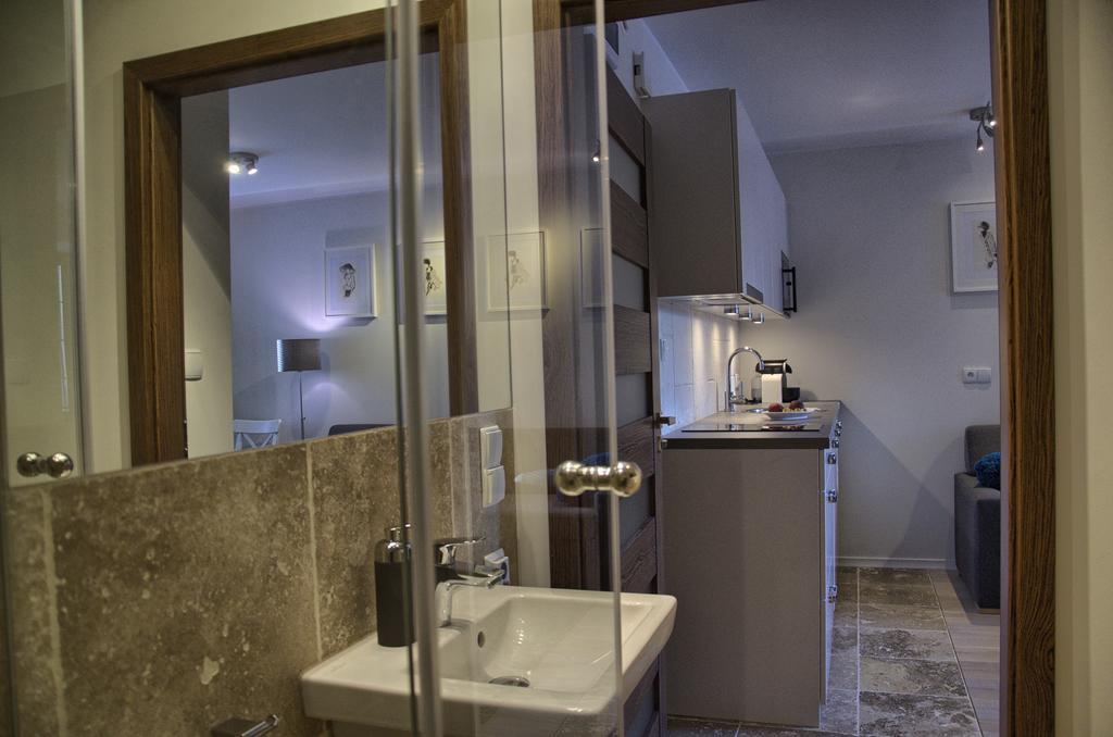 Tartaczna Deluxe Apartments Gdańsk Rum bild